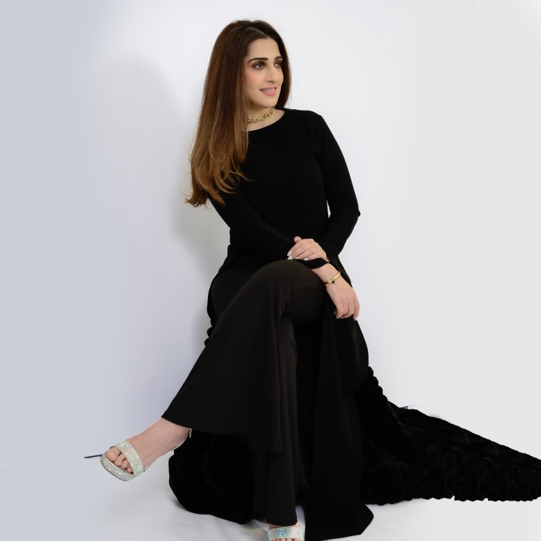 Aaliyah atelier Dark Nior long top