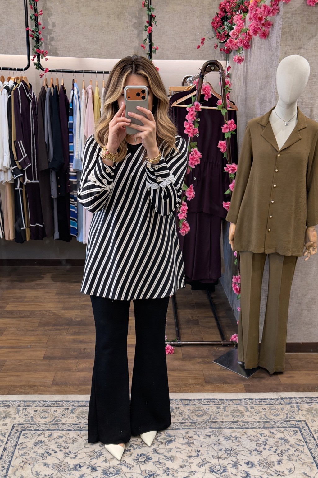 FLOWY DIAGONAL STRIPE TOP