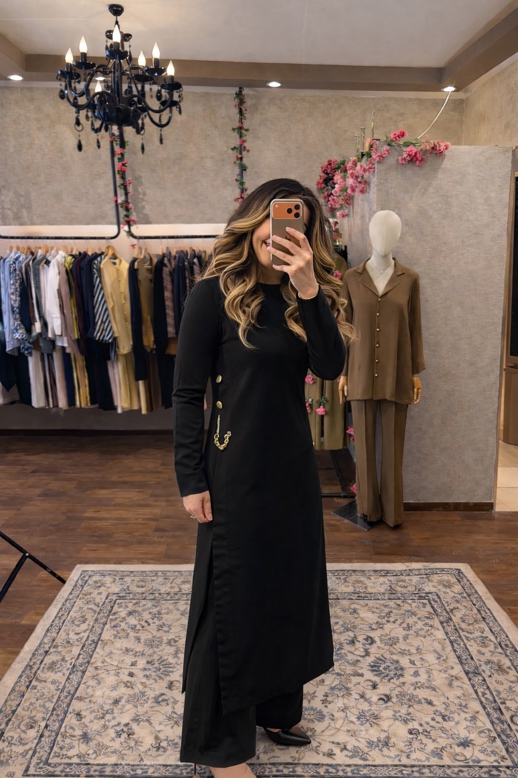 The high slit set in black