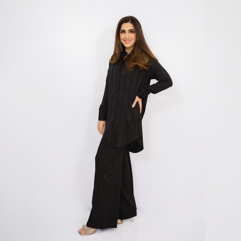Aaliyah atelier Nior satin self stripe set
